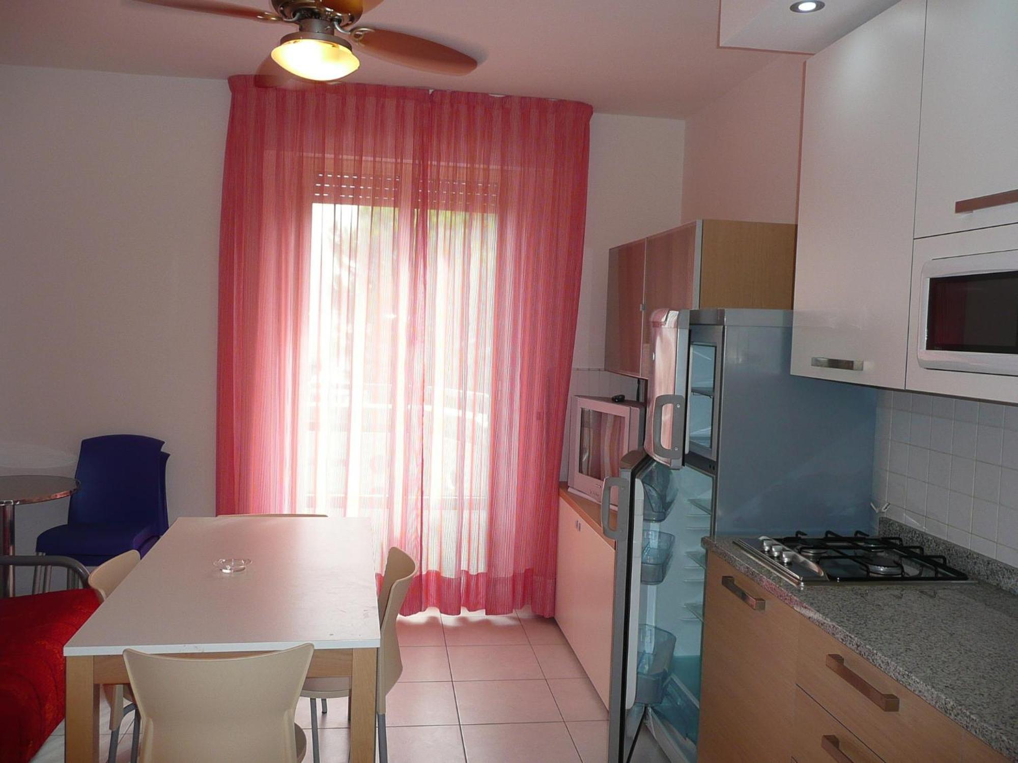 Residence Zenith Каорле Екстериор снимка