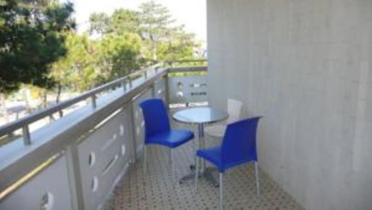 Residence Zenith Каорле Екстериор снимка