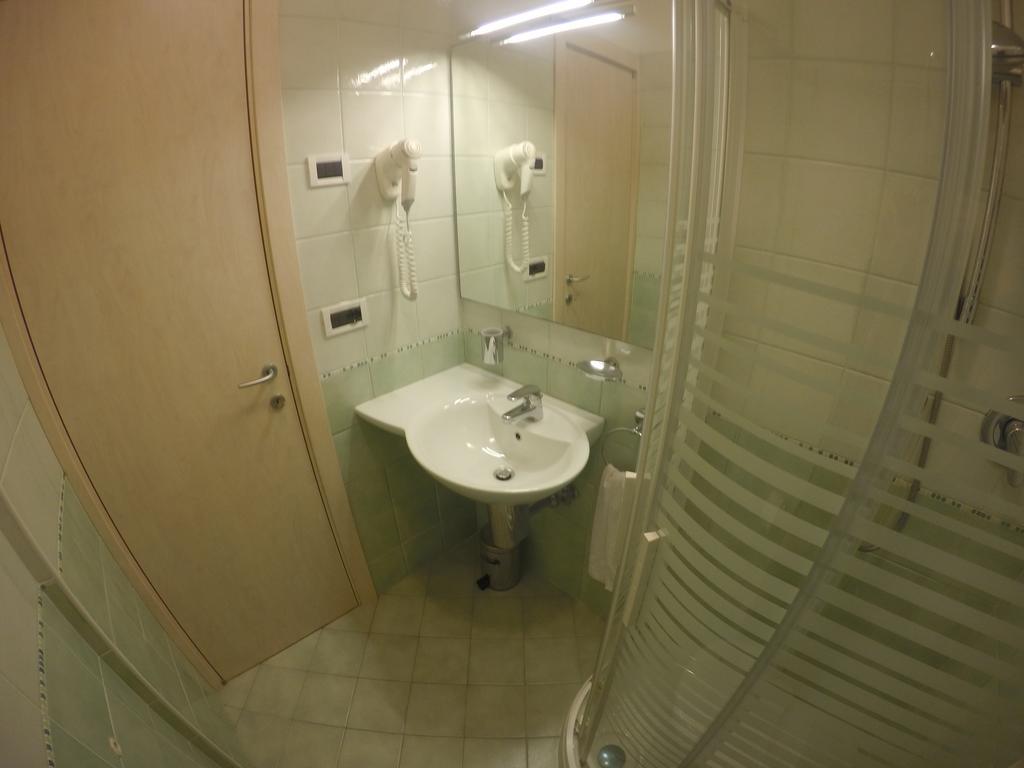Residence Zenith Каорле Екстериор снимка